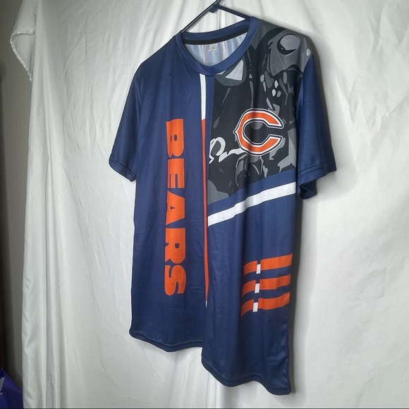 NWOT Chicago Bears Lightweight All Over Front and Back Print Graphic Top Shirt L - Picture 2 of 6